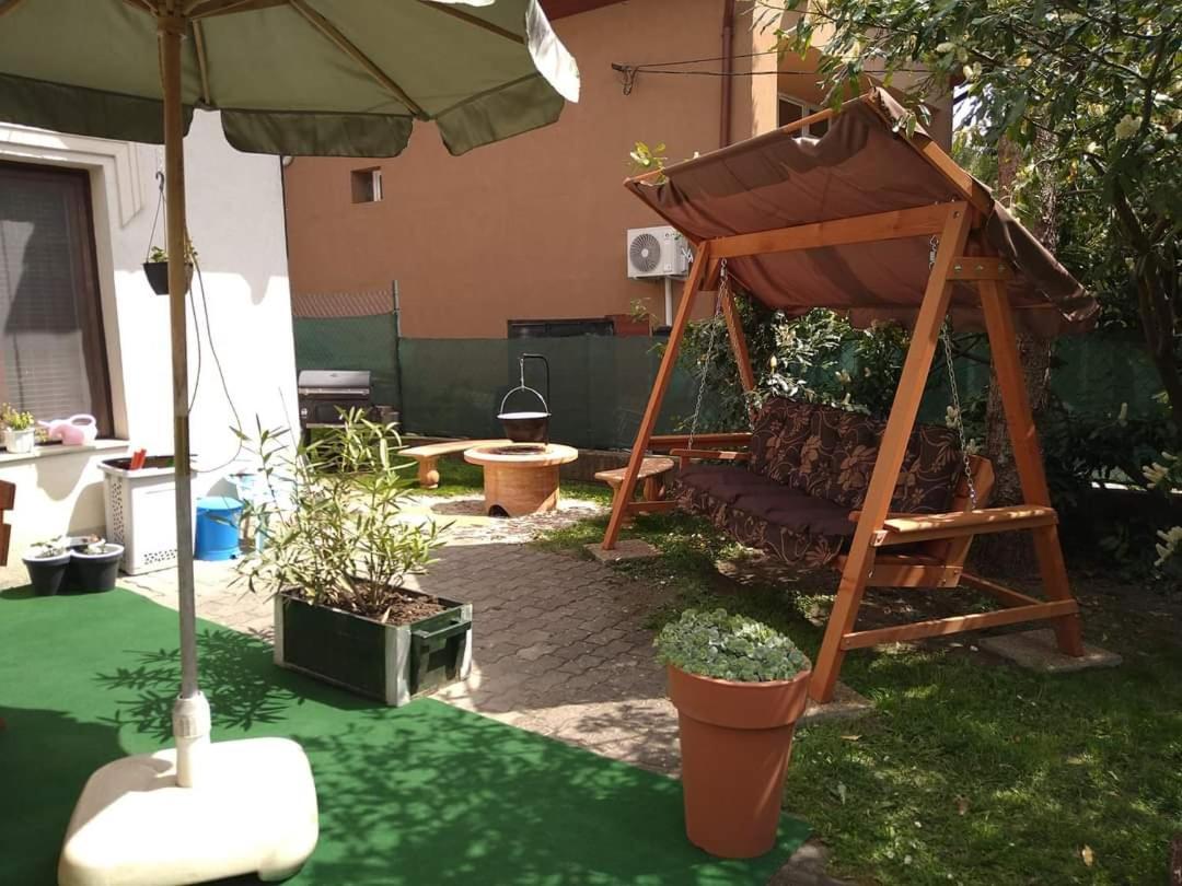 Liliana Vendeghaz Appartement Balatonfůzfő Kamer foto