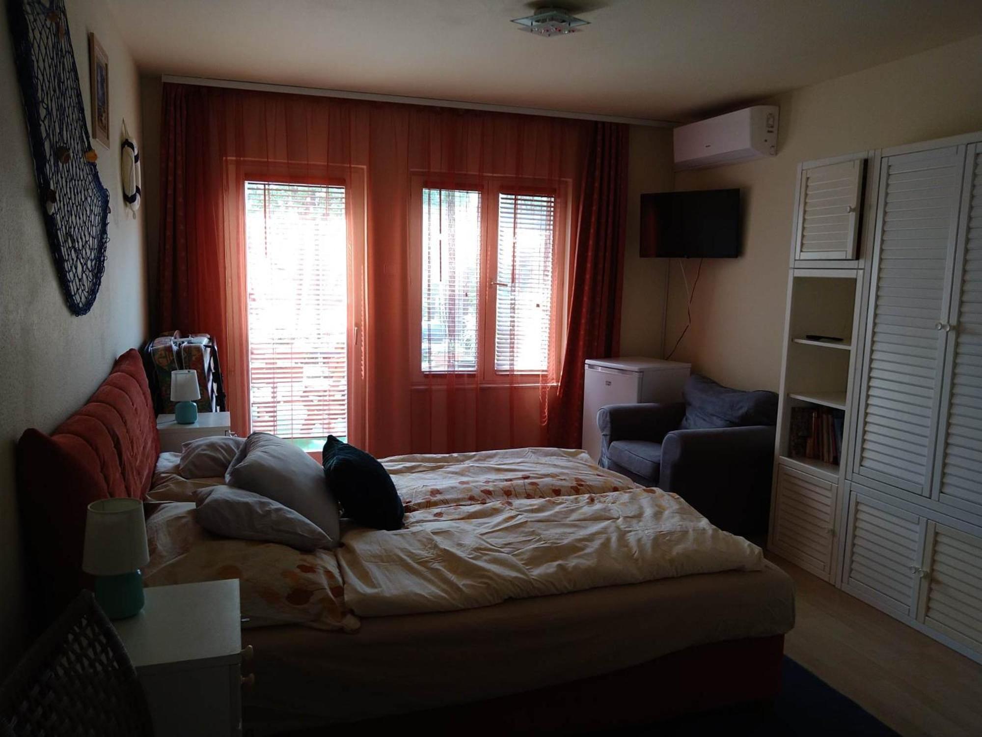 Liliana Vendeghaz Appartement Balatonfůzfő Kamer foto